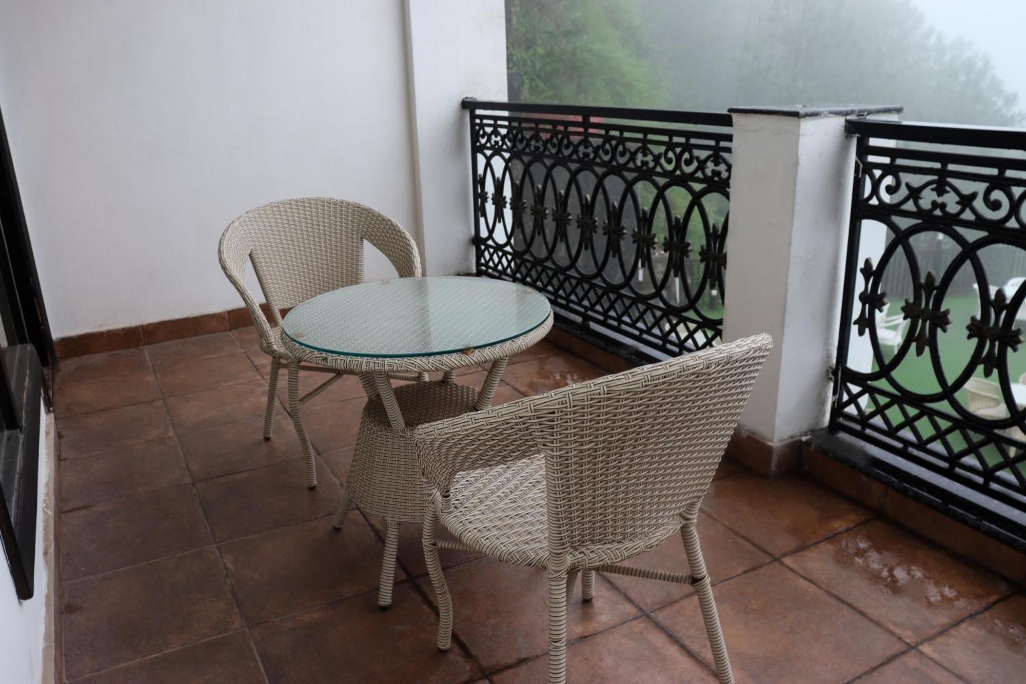 Hotel Rosetum Kasauli Exteriér fotografie